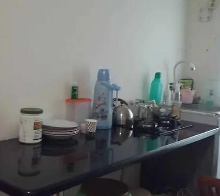 Apartment Green Pramuka Tower Chrysant Jakarta Bagian luar foto