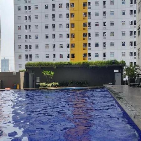 Apartment Green Pramuka Tower Chrysant Jakarta Bagian luar foto