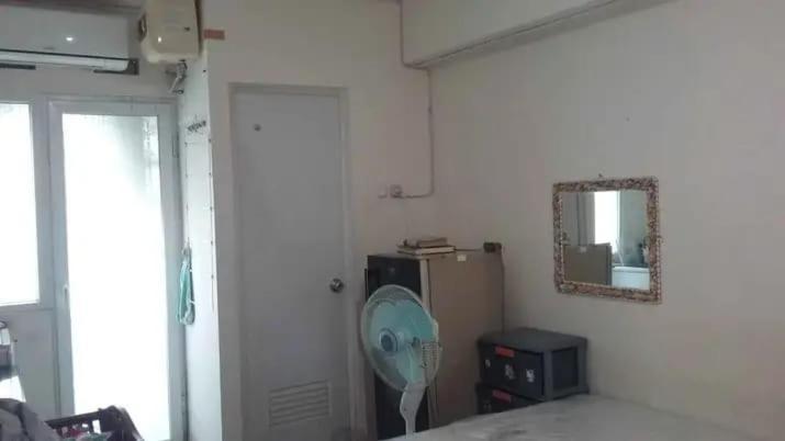 Apartment Green Pramuka Tower Chrysant Jakarta Bagian luar foto